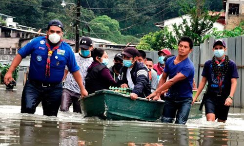 Scouts de Guatemala en servicio